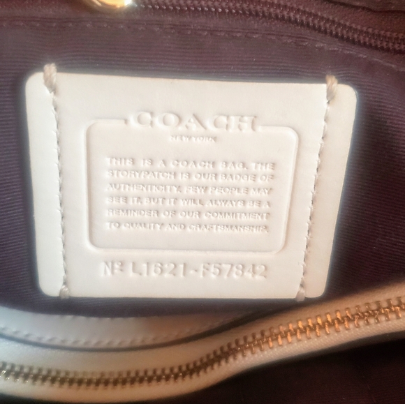 COACH Purse - Picture 5 of 7